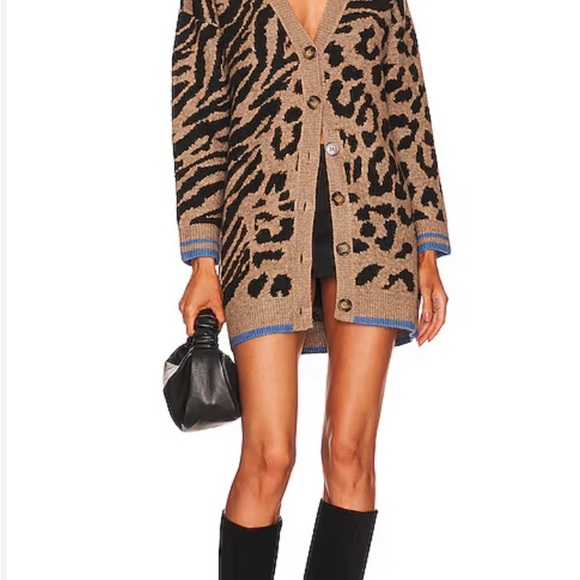 Heartloom Leopard Print Cardigan with Blue Trim - Picture 1 of 10